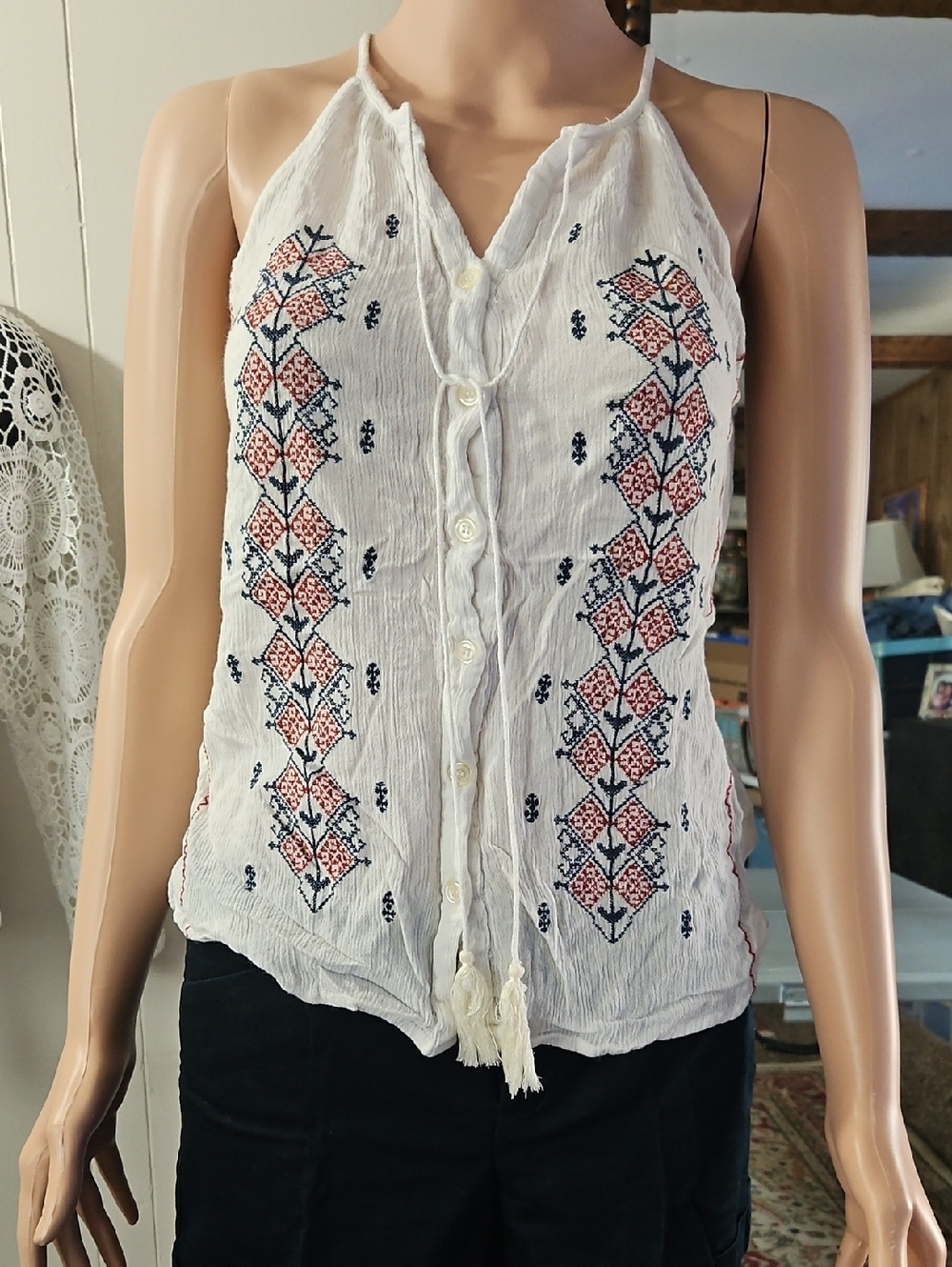 Lucy & Laurel White Halter Camisole with Pink and Navy Embroidery